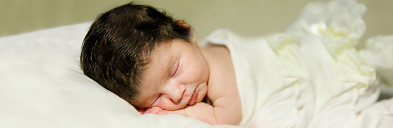  Cara  Merawat Rambut  Bayi Lebih Hitam dan  Tebal  Dengan  