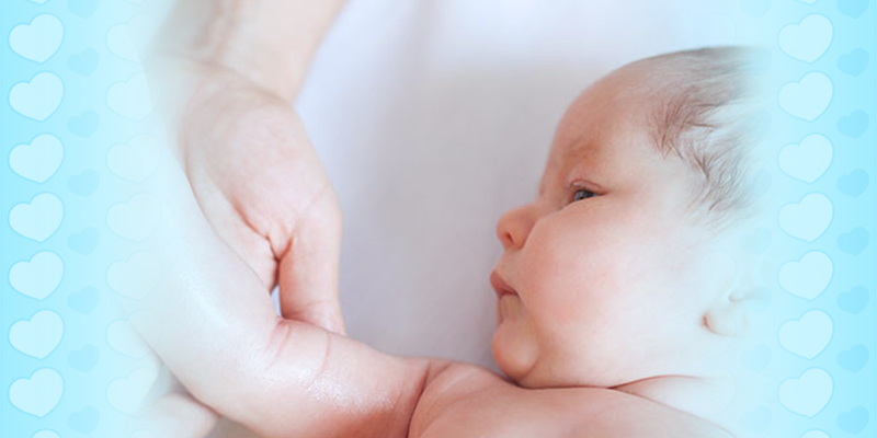 Apa Lotion Bayi yang Bagus untuk Merawat Kulit si Kecil?