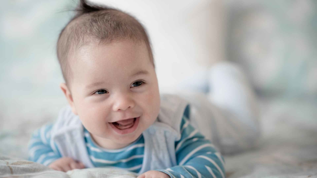 menumbuhkan rambut bayi