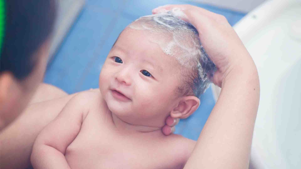 rambut bayi baru lahir