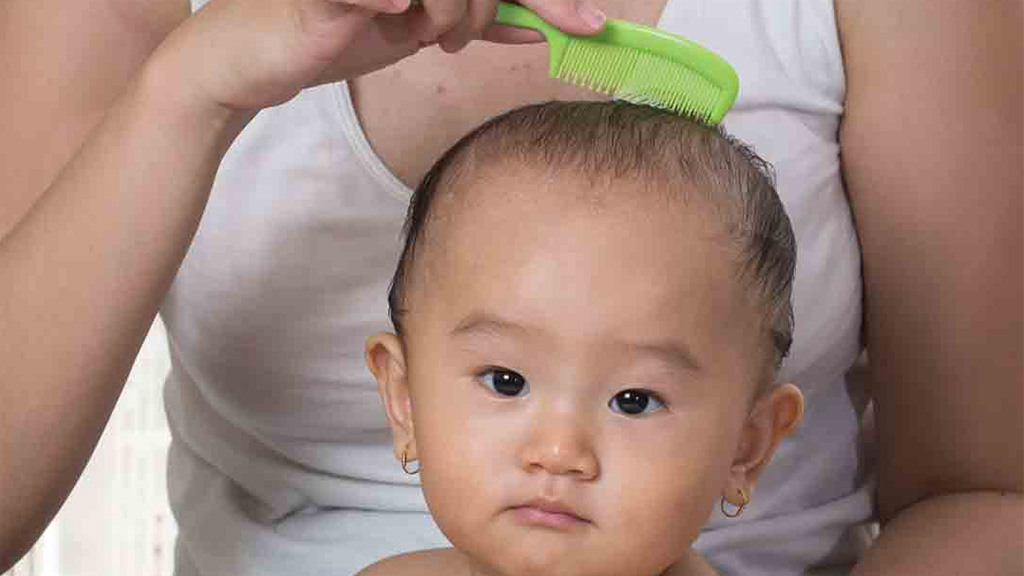 merawat rambut bayi