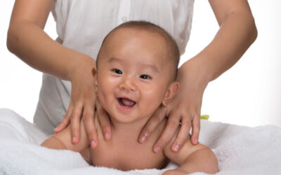 Begini 5 Cara Pijat Bayi yang Benar Agar Tetap Sehat